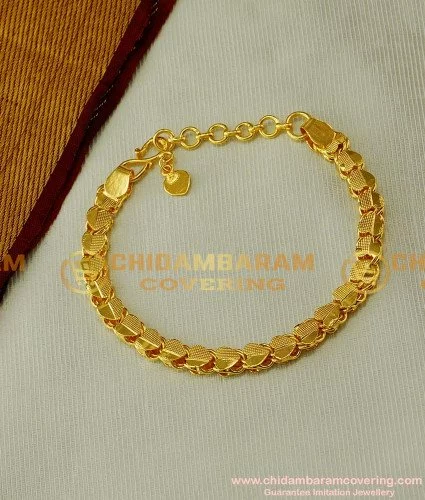 Gold Bracelet Gold Heart Shaped Pendant Stock Photo 2359908363 |  Shutterstock