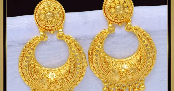 Buy Women's Alloy Chandbali Earring in Rose Gold Online — Karmaplace