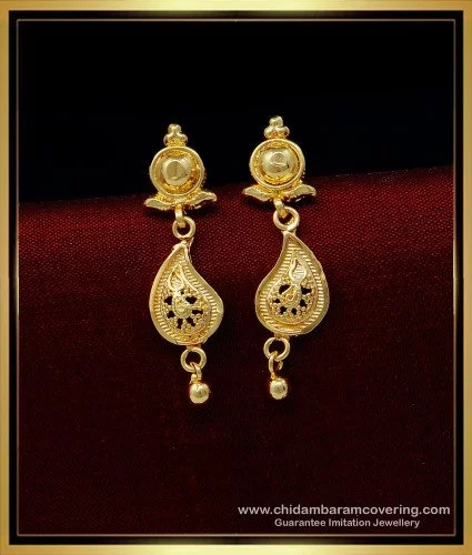 Buy Simplistic Office Wear Gold Earrings |GRT Jewellers