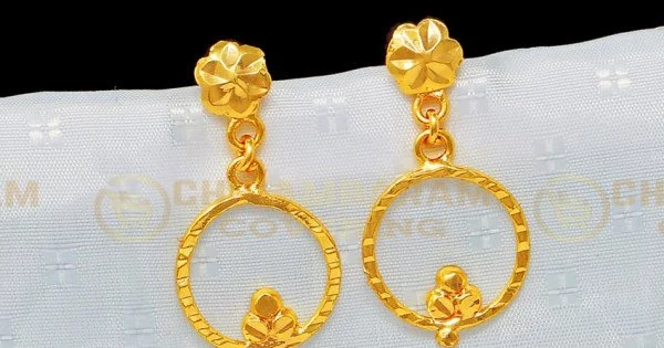 Macy's Greek Key Design Round Hoop Earrings in 10k Yellow Gold |  CoolSprings Galleria