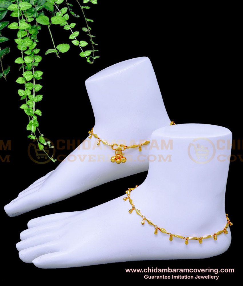 gold kolusu, gold payal. gold anklet, light weight anklet, gold covering anklet, covering kolusu, payal design, padasaram models, payal design simple