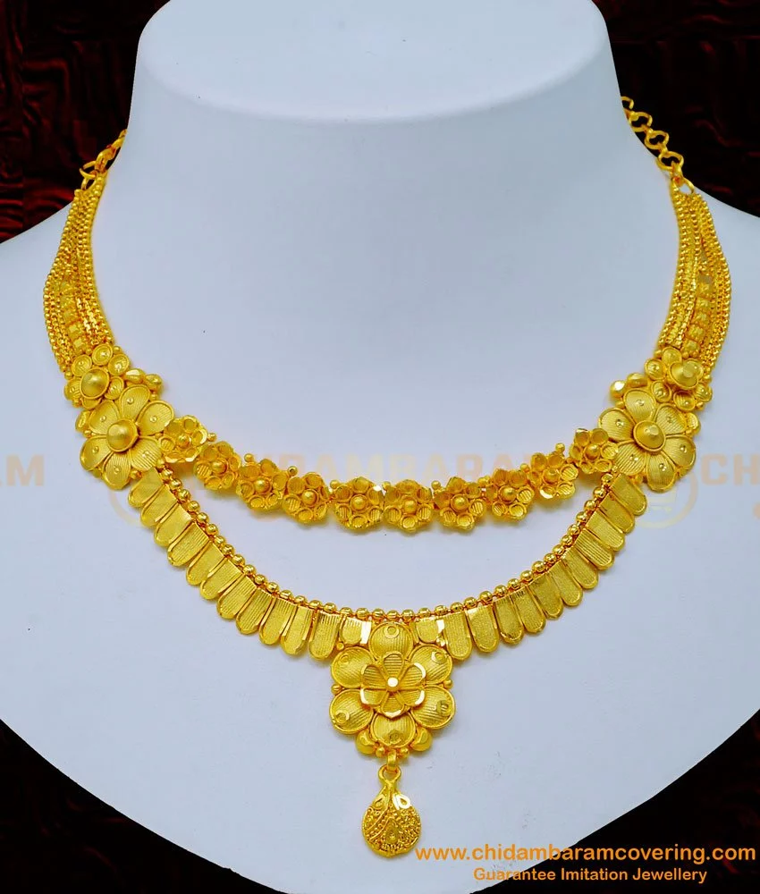 Rounded Wedding Wear Mesmerizing Intricate Gold Necklace Set, 20-45gm at Rs  115000/set in Chikhli