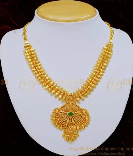 Gorgeous Bridal Gold Necklace Designs For A Modern Bride-To-Be! - Navrathan