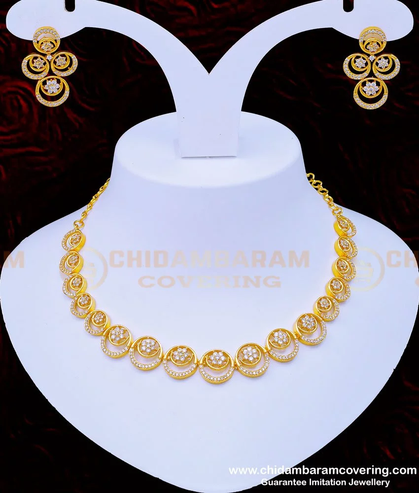 Magnificent 35.31 Carat Fancy Intense Yellow Pear Diamond Necklace For Sale  at 1stDibs | fancy yellow diamond necklace, yellow diamond necklaces, fancy  diamond necklace